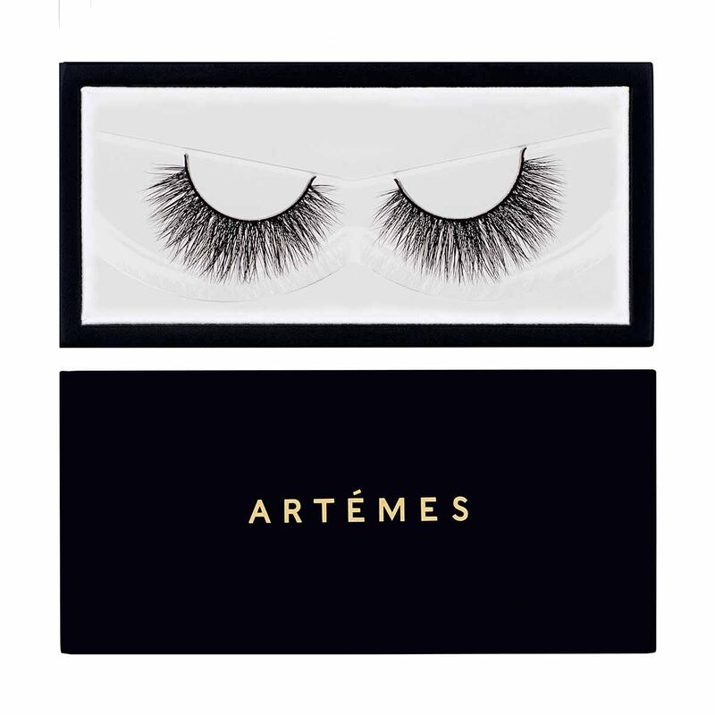 artemes love shady lashes