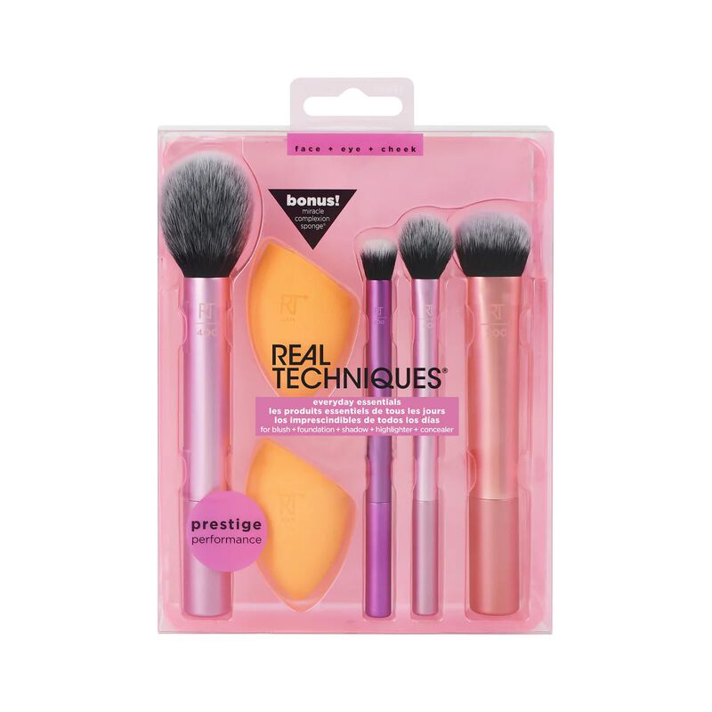 real techniques everyday essentials + sponge kit